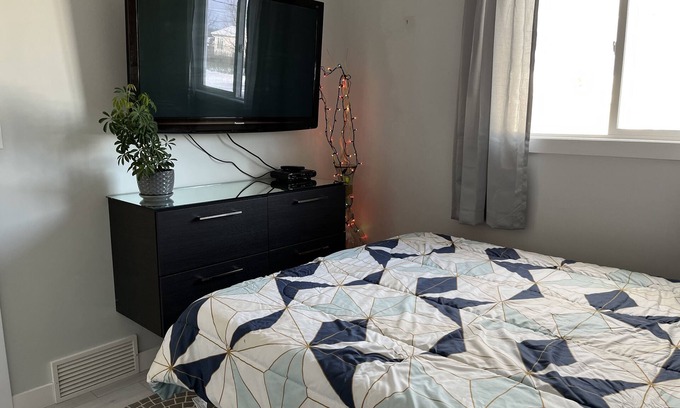 Thunder Bay Apartment | Ideal Base for Adventure or Business with Unique Amenities