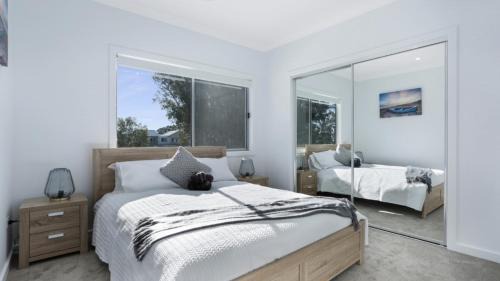 Tea Gardens House | Convenient Location for Family-Friendly Getaways