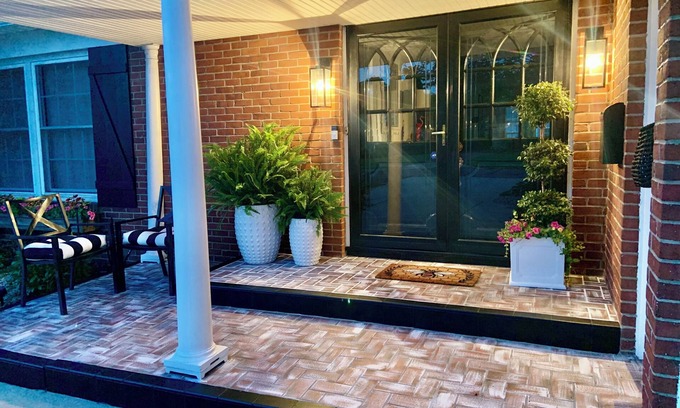 South Bend House | Ideal Notre Dame Tailgating House with Family-Friendly Perks