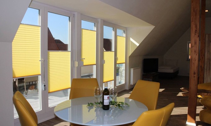 Burgbernheim House | Stylish Loft Apartment with Breathtaking Roof Terrace