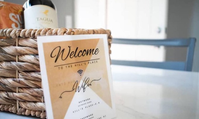 Cleveland House | Ideal Retreat for Family and Friends with Pet-Friendly Amenities