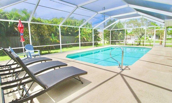 Port Saint Lucie House | Relax at Banana Tree Casa with Heated Saltwater Pool