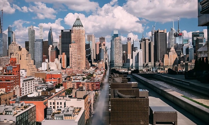 Hell's Kitchen Hotel | Relaxing Overnight Stay Near Carnegie Hall with Pet-Friendly Perks