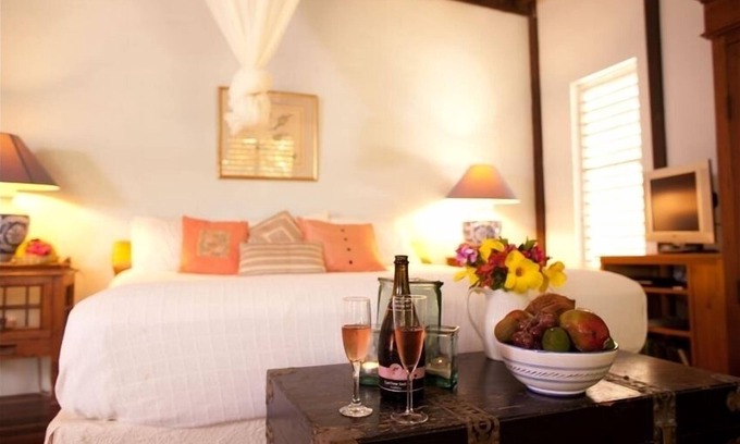 Rendezvous Bay Villa | Ideal Retreat for Family Fun and Romantic Escapes