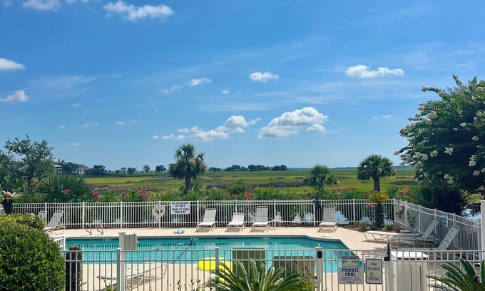 St. Simons Island Condo | Unmatched Oceanfront Retreat with Pool and Fitness Options