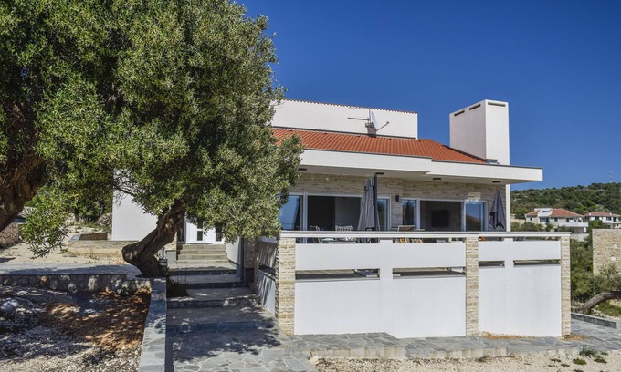 Jakisnica House | Unforgettable Vacation Home on Island Pag with Ocean Views