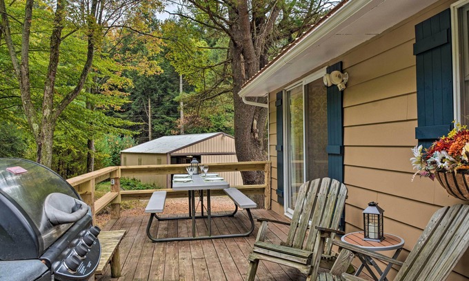 Great Valley Cottage | Relaxing Valley Retreat with On-site Pond & Family Amenities