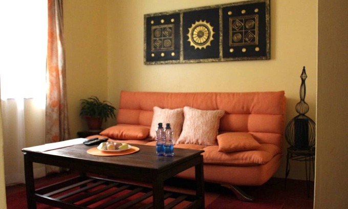 Kileleshwa House | Budget-Friendly 1 Bedroom Guesthouse with Pool Access