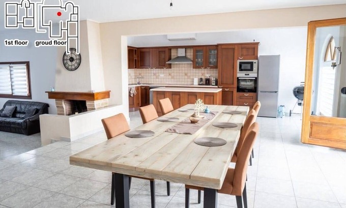 Krinidhes House | Discover Villa Philipi: Family-Friendly with Breakfast Included