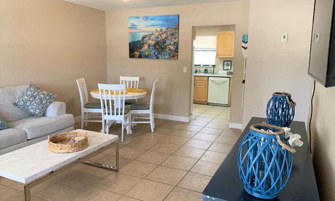 Boynton Beach House | Relaxing Greek Villa with Ocean View - 1mi to Beach