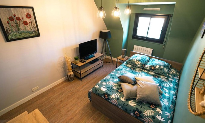 Louviers Apartment | Cozy Green Retreat - Guest Rated 9/10 for Comfort