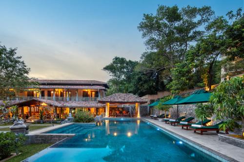 Unawatuna Hotel | Relax at Green Escape Unawatuna with Oceanfront Views