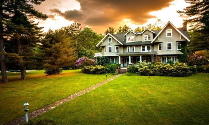 Cresco House | Experience Green Gables Estate: Your Private Resort Retreat