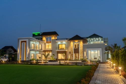 Amritsar Bed & Breakfast | Budget-Friendly Green Galaxy Villa with Pool & Breakfast