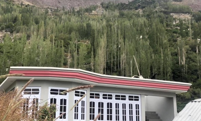 Karimabad House | Cozy Green Guest House Altit Hunza - Family-Friendly Stay