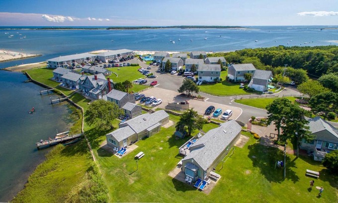 West Yarmouth Resort | Discover Green Harbor Resort with Oceanfront Views