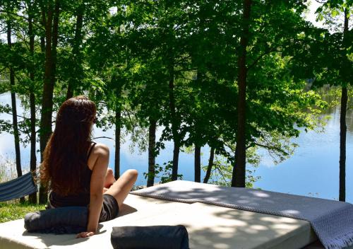Antalge House | Serene Green Harmony: 4-Star Oceanfront Retreat & Spa