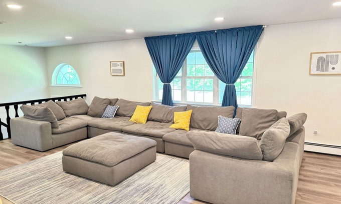 Campbell Hall House | Exceptional Green Haven House with Private Pool & Pet-Friendly
