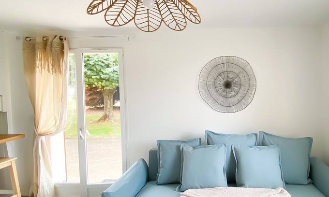 Panazol House | Green Haven T2: Family-Friendly Retreat with Garden Access