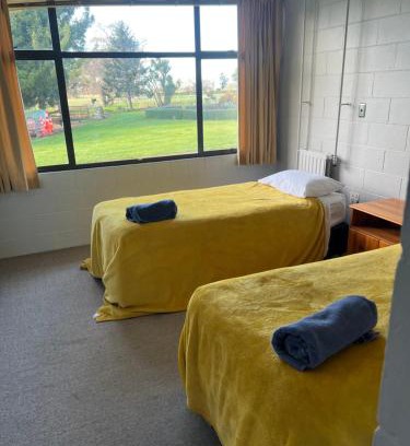 Temuka House | Green Hayes Estate Rentals - R 2 Magnolia House