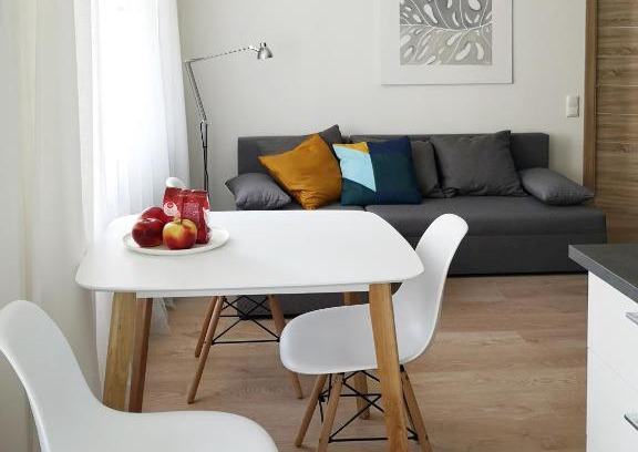 Liepaja Apartment | Guest Rated 9.9: Green Leaf Apartments for Family Getaways