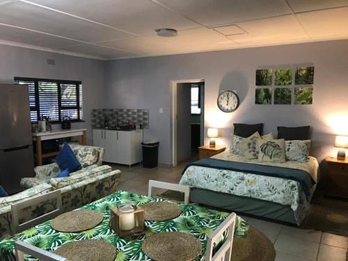 Mtunzini Apartment | Welcoming Green Leaf Cottage: Family-Friendly Retreat