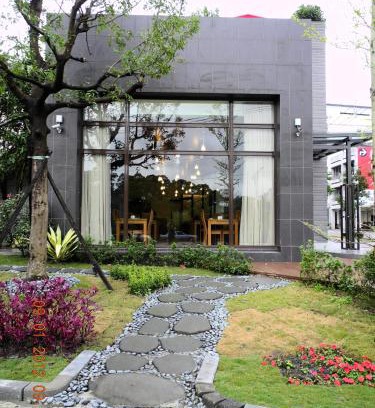Jiaoxi Hotel | Green Life Spa Hot Spring Hotel: Family-Friendly Retreat