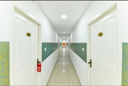 Nedumbassery Other | Budget-Friendly Green Line Residency for Family Adventures