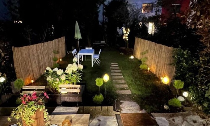 Taxham House | Relaxing Green Paradise Retreat in Salzburg with Free Parking
