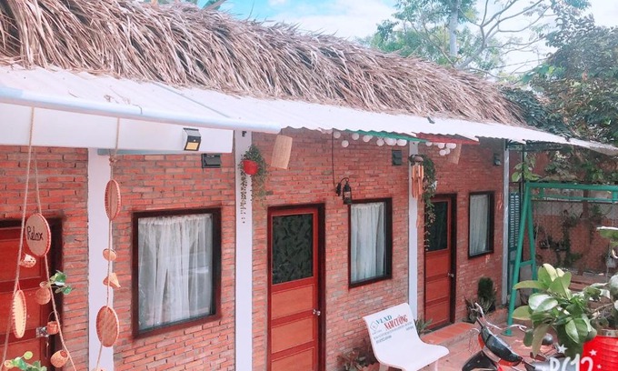 Binh Thuy House | Pet-Friendly Retreat at Green Sunshine with Hot Tub & Kitchen
