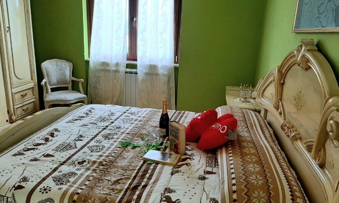 Guidonia Montecelio House | Discover Green Universe: Family-Friendly with Hot Tub & More