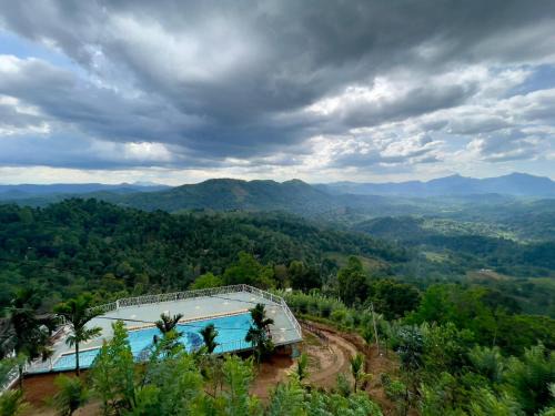 Ukuwela Resort | Budget-Friendly Green View Holiday Resort with Pool & Breakfast
