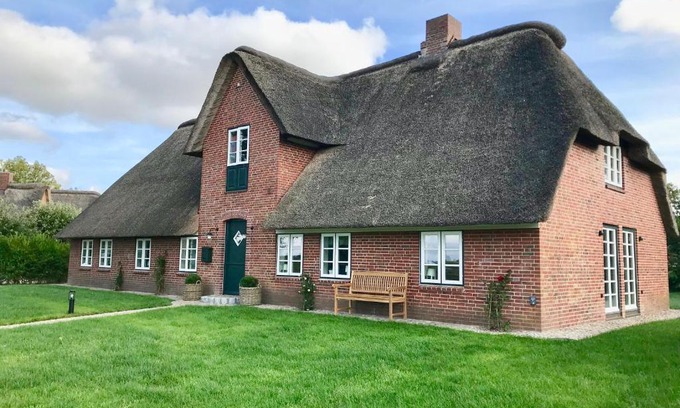 Borgsum Apartment | Pet and Child Friendly Green Wening - Rated 10/10 by Guests