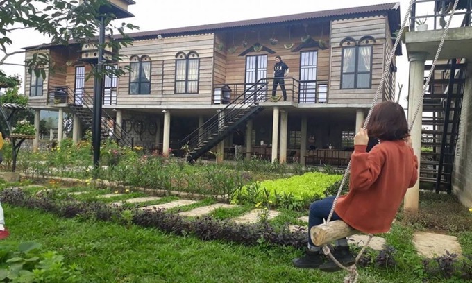 Phong Nha House | Discover Greenfield Ecostay: Deluxe Double Field Room