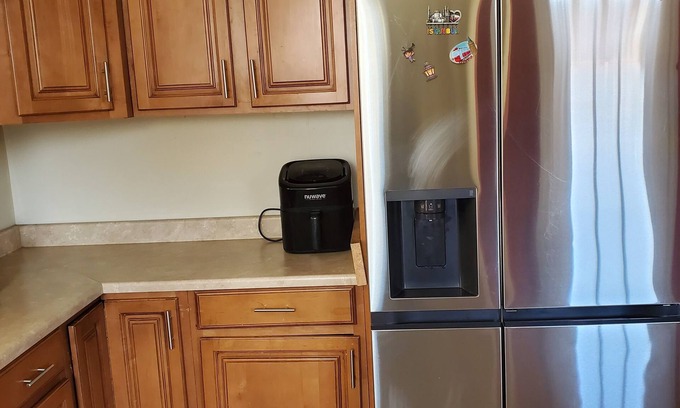 Greenfield House | Greenfield Home: Family-Friendly Stay with Delicious Breakfast