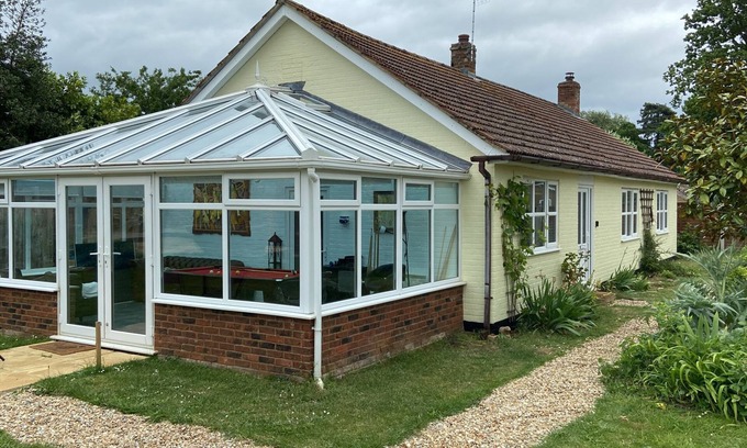 Shouldham House | Greengates of Shouldham: Relaxing Bungalow by Nature & Spa