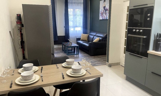 Saint-Pol-sur-Mer House | Eco-Friendly Greenhome with Family Amenities and Kitchen