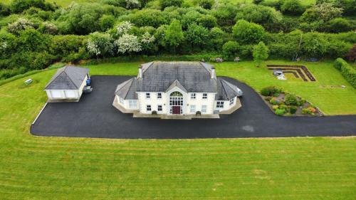 Killotteran House | Top-Rated Greenmile House: Your Ideal Getaway Awaits