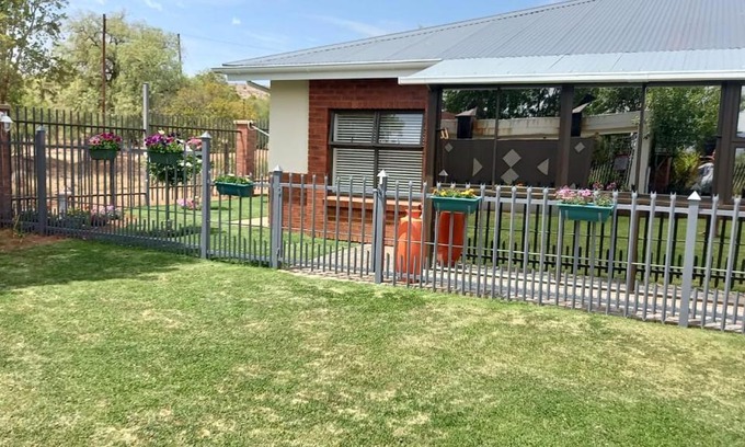 Gariepdam Apartment | Family-Friendly Greenpoint Selfcatering with Pool Access