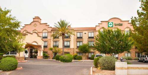 Florence Hotel | Inviting GreenTree Inn & Suites in Florence, AZ - Pet Friendly