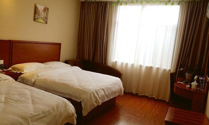 Bozhou Hotel | Family-Friendly Stays at GreenTree Inn Fuyang Shopping Mall