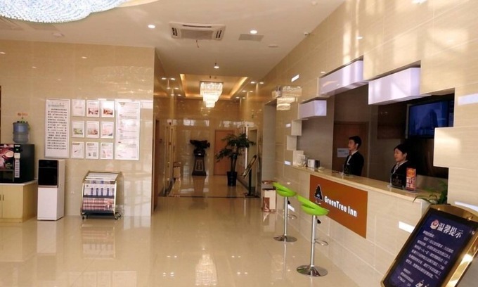 Feidong County Hotel | Cozy GreenTree Inn near Hui Shopping Mall with Breakfast