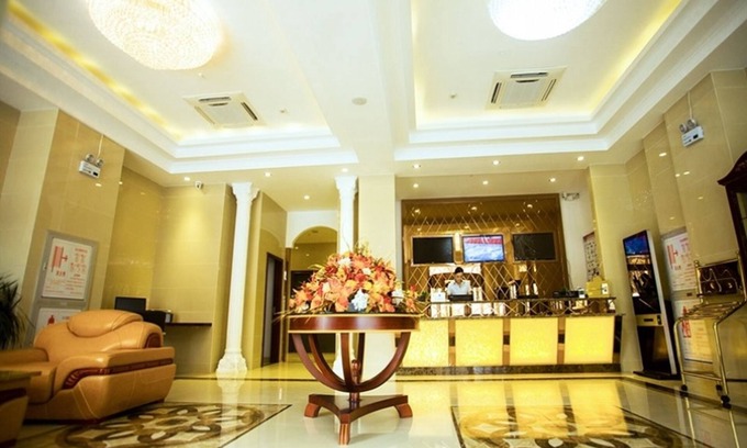 Taizhou Hotel | Discover GreenTree Inn Jianyan: Ideal for Families & Dining