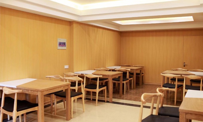 Mudan District Hotel | Budget-Friendly Stay Near MuDan Road Bus Terminal, HeZe