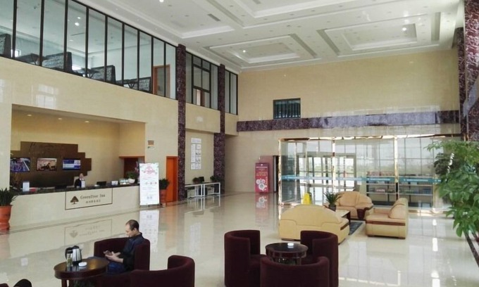 Dafeng Hotel | Discover GreenTree Inn Yancheng Dafeng Port Sea World Hotel
