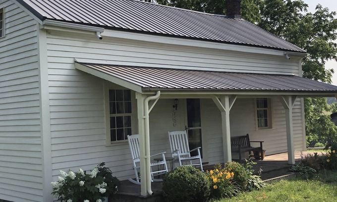 Versailles Cabin | Discover Greenwood Farm: Pet-Friendly Cabin Near Bourbon Trail