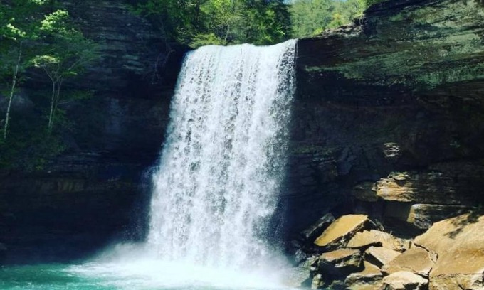 Altamont House | Guest Rated 10/10 at Greeter Falls Lodge Suite 5