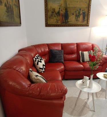 Cassia House | Gregorihouseroma: Pet-Friendly Retreat with 9.4/10 Rating
