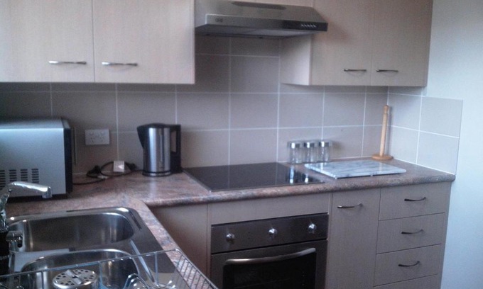 Nowra Apartment | Pet-Friendly Getaway at Grey Pebbles with Family Amenities