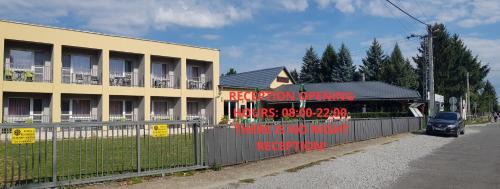 Zsorifurdo Bed & Breakfast | Pet-Friendly Grill Terasz Étterem with Breakfast & Kitchen